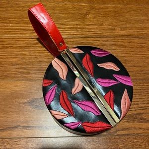 Lips kisses wristlet purse